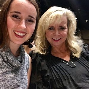 Meet your Posher, Debra